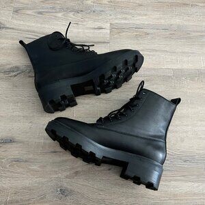 Madewell Rayna Lace-Up Boot in Black Leather, Size 7.5